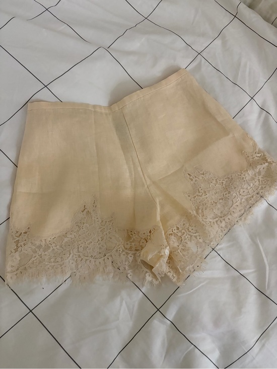 Reformation Pants - NEW Reformation Fern Sugar Yellow Lace Trim Linen Shorts Elastic Waist | US M